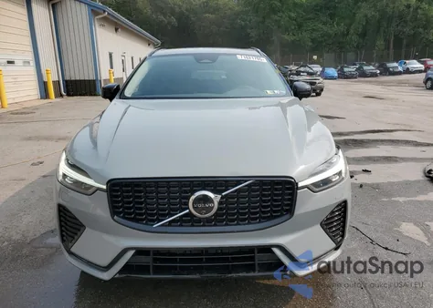2025 Volvo Xc60 Plus из США, поврежденный, VIN YV4M12RC2S1056443